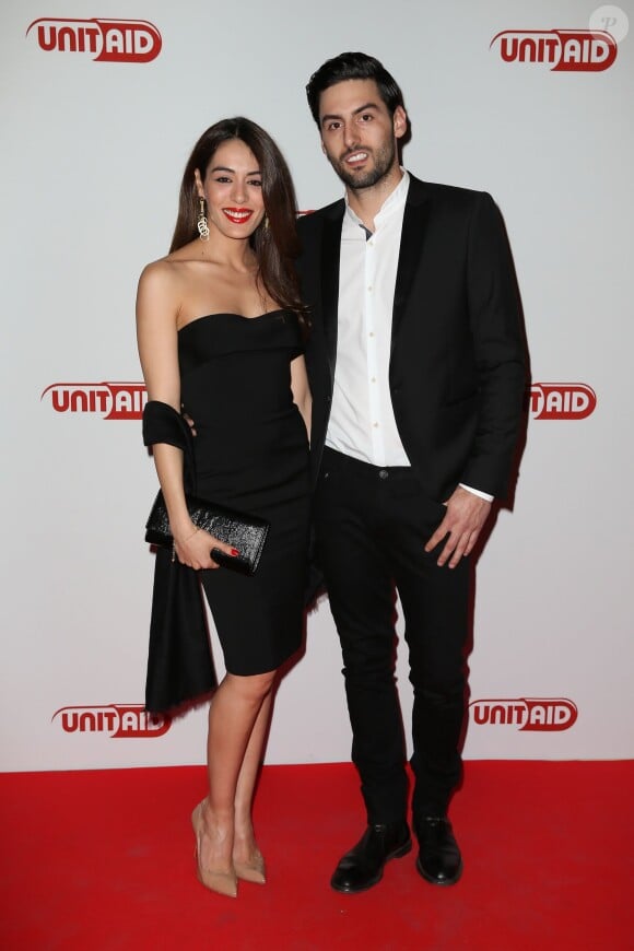 Sofia Essaïdi amoureuse avec son compagnon Adrien Galo lors du dîner en l'honneur d'UNITAID au Conseil économique, social et environnemental à Paris, le 1er avril 2014