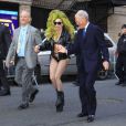  David Letterman, Bill Murray et Lady Gaga (qui a chang&eacute; 3 fois de tenue) &agrave; son arriv&eacute;e sur l'&eacute;mission "Late Show et David Letterman" &agrave; New York, le 2 avril 2014. 