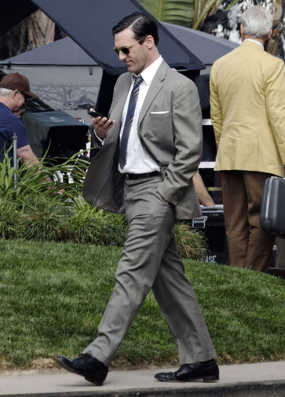 Jon Hamm sur le tournage de la série "Mad Men" à Los Angeles, le 5 mars 2013.