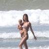 Exclusif - La belle Gisele Bundchen et Tom Brady et leurs enfants en vacances au Costa Rica le 16 mars 2014.