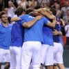 L'équipe de France de Coupe Davis (Julien Benneteau, Jo-Wilfried Tsonga, Gaël Monfils et Michaël Llodra) célèbre sa victoire en quart de finale contre l'Allemagne à Nancy le 6 avril 2014.