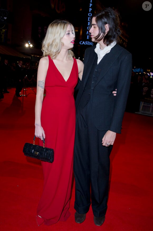 Peaches Geldof, enceinte, et son mari Thomas Cohen - Avant-Premiere du film Twilight "Breaking Dawn" à Londres, le 14 novembre 2012
