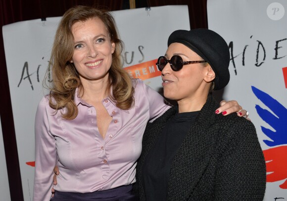Valérie Trierweiler et Lââm lors du gala de clôture du Don'actions du Secours Populaire au Musée des Arts Forains à Paris, le 28 mars 2014