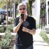 Ellen DeGeneres déjeune au restaurant Mexicain 'Gracias Madre" à West Hollywood. Elle s'amuse à prendre les photographes en photo avec son Iphone, le 21 février 2014.
