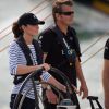 Le duc et la duchesse de Cambridge étaient à Auckland le 11 avril 2014 dans le cadre de leur tournée en Nouvelle-Zélande. Après une visite de la base de l'Emirates Team New Zealand, Kate et William se sont affrontés lors d'une course nautique, que la duchesse de Cambridge a remportée haut la main.