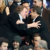 Gérard Depardieu et Nicolas Sarkozy - Match de football de la Ligue des Champions entre le PSG et Chelsea au Parc des Princes à Paris le 2 avril 2014.