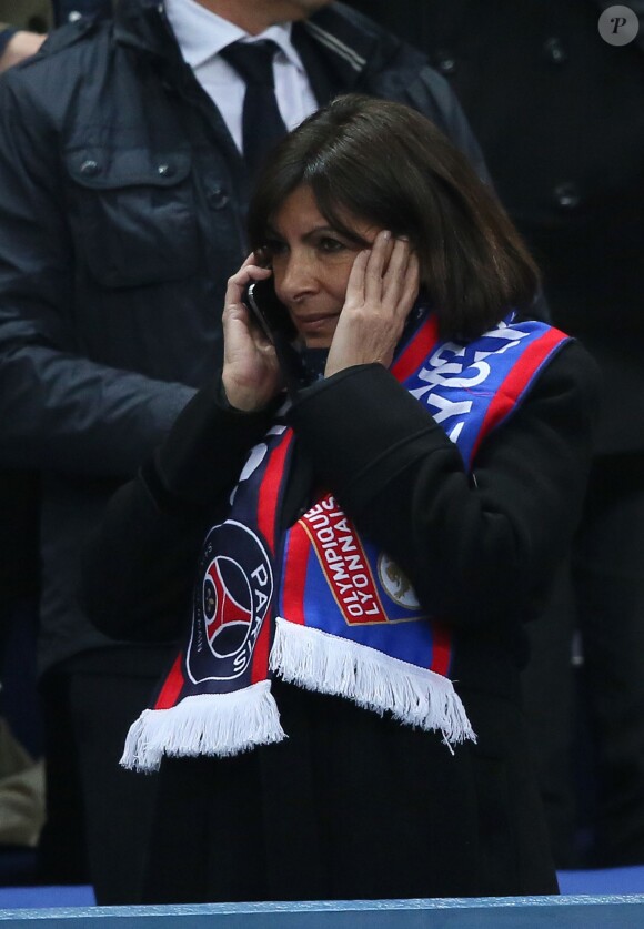Anne Hidalgo lors de la finale de football de la Coupe de la Ligue, PSG - Lyon (2-1), au Stade de France à Paris le 19 avril 2014. 