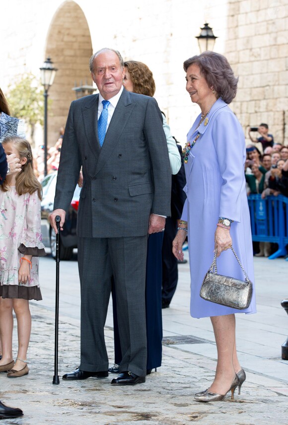 La reine Sofia et le roi Juan Carlos lors de la messe de Pâques à Palma de Majorque le 20 avril 2014.