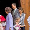 La princesse Letizia d'Espagne, Prince Felipe, la reine Sofia lors de la messe de Pâques à Palma de Majorque le 20 avril 2014.