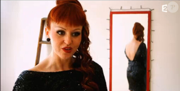 Cindy Sander, métamorphosée, dans Toute une histoire sur France 2 le lundi 21 avril 2014