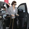 Exclusif - Mary Jo Shannon arrive au restaurant Casa Vega pour déjeuner avec sa fille Kris Jenner et sa petite fille Kim Kardashian. Sherman Oaks, le 17 avril 2014.