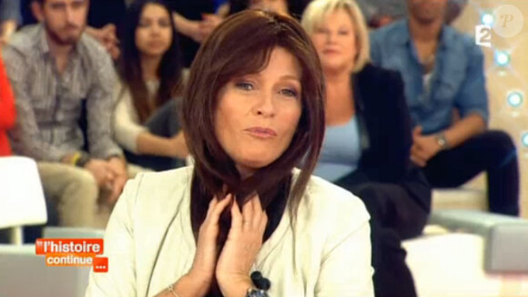 Sophie Davant : sa blague de mauvais goût et son malaise dans Toute une histoire, face à Frédérique Bel émue, le mardi 29 avril 2014 sur France 2