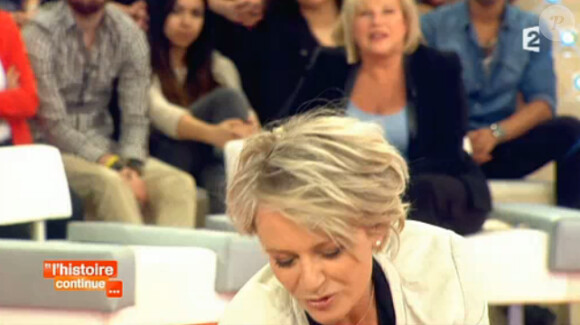 Sophie Davant : sa blague de mauvais goût et son malaise dans Toute une histoire, face à Frédérique Bel émue, le mardi 29 avril 2014 sur France 2