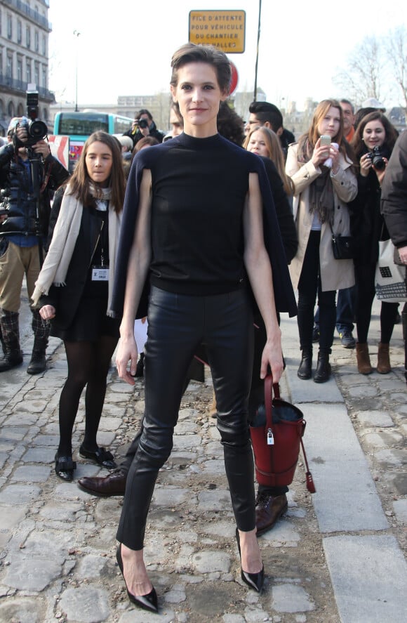 Hélène Fillières au défilé Louis Vuitton à Paris, le 5 mars 2014.