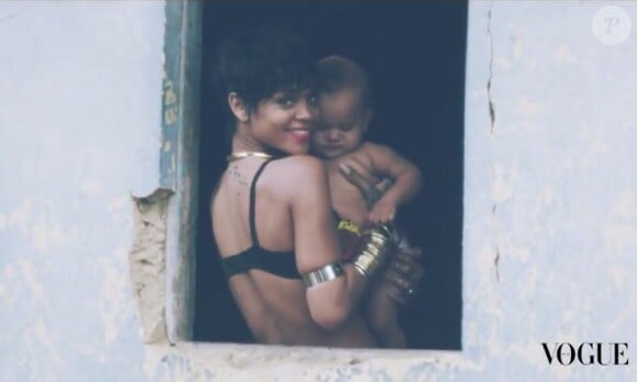 Rihanna et un adorable bébé, dans les coulisses de son shooting pour Vogue Brasil.