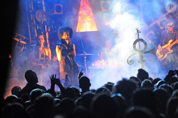 Prince en concert à Londres le 5 février 2014.
