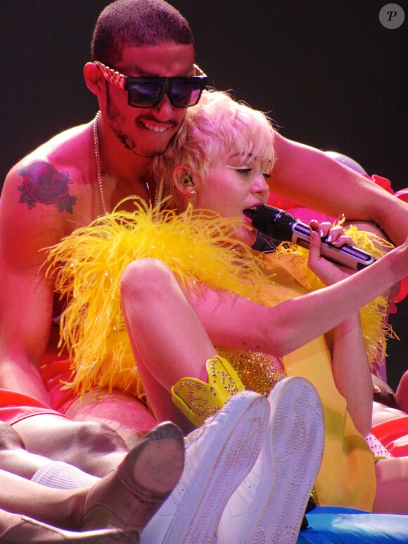 Miley Cyrus en concert à l'O2 Arena de Londres dans le cadre de son Bangerz Tour, le 6 mai 2014.