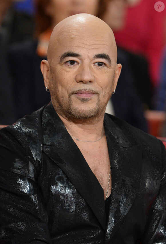 Pascal Obispo - Enregistrement de l'émission "Vivement Dimanche" diffusée le 11 mai 2014 sur France 2.