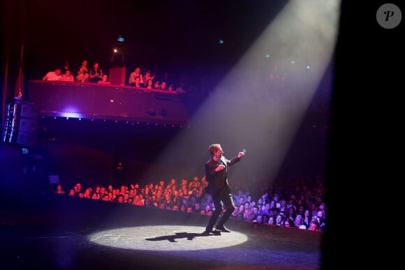 Exclusif - Gad Elmaleh sur la scène lors de sa dernière représentation à l'Olympia à Paris le 2 mai 2014.