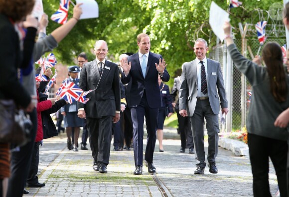 Le prince William lors de sa visite du HMS Alliance à Gosport, dans le Hampshire, le 12 mai 2014.