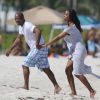 Kelly Rowland et son fiancé Tim Witherspoon en vacances à Miami, le 16 février 2014.