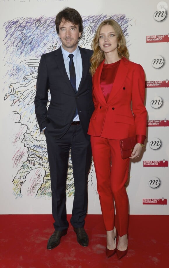 Antoine Arnault et sa compagne Natalia Vodianova - Dîner de charité pour la Fondation Naked Heart et en l'honneur de Monumenta, "L'étrange cité", au Grand Palais, à Paris le 13 mai 2014.