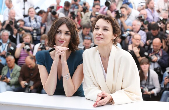 Paz Vega, Jeanne Balibar lors du photocall pour Grace de Monaco au Palais des Festivals, pour le 67e Festival de Cannes, le 14 mai 2014.