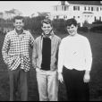  JFK, RFK et Ted dans les années 1950 à Hyannis Port. 