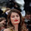 Isabeli Fontana lors de la montée des marches du Festival de Cannes et la projection du film Saint Laurent le 17 mai 2014