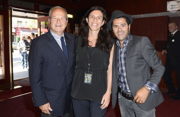 Marc Ladreit de Lacharrière, sa fille Eléonore et Jamel Debbouze lors de la finale du 4e Trophée d'Impro de la Fondation Culture et Diversité et de la Compagnie Déclic Théâtre, le 19 mai 2014 au Théâtre Comedia, à Paris.