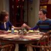 Laurie Metcalf avec Jim Parsons dans la série Big Bang Theory