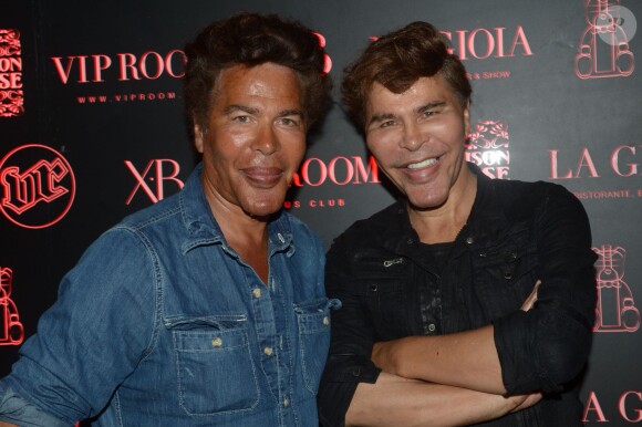 Les frères Igor et Grichka Bogdanoff au VIP Room de Saint-Tropez, le 20 août 2013
