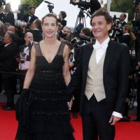 Carole Bouquet, amoureuse : Après le choc, elle officialise sa relation à Cannes