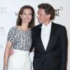 Carole Bouquet et son compagnon Philippe Sereys de Rothschild - Soirée "Global Gift Gala" dans le cadre du 67e Festival international du film de Cannes, le 16 mai 2014