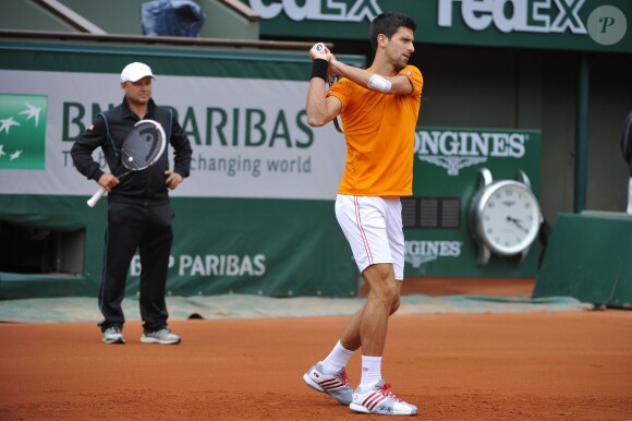 Novak Djokovic lors d'un entraînement à Roland-Garros à Paris, le 21 mai 2014