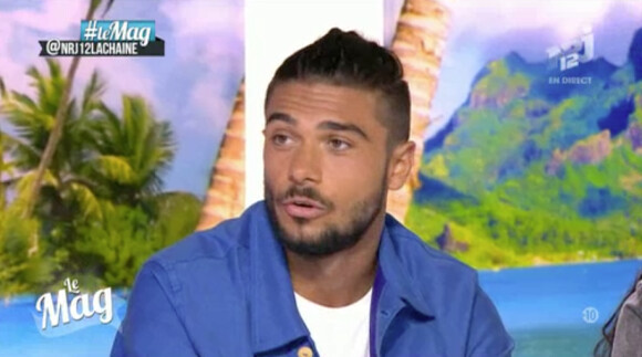 Le sexy Julien Guirado ("Les Anges de la télé-réalité 6") sur le plateau du "Mag" sur NRJ12, le 22 mai 2014.