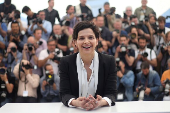 Juliette Binoche - Photocall du film "Sils Maria" lors du 67e Festival International du Film de Cannes, le 23 mai 2014.