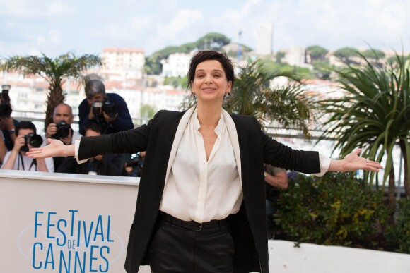 Juliette Binoche - Photocall du film "Sils Maria" lors du 67e Festival International du Film de Cannes, le 23 mai 2014.