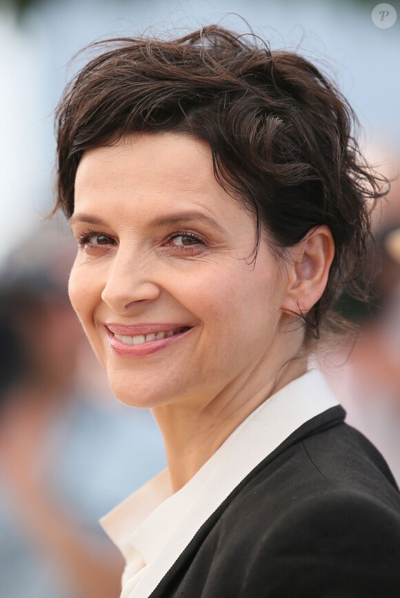 Juliette Binoche - Photocall du film "Sils Maria" lors du 67e Festival International du Film de Cannes, le 23 mai 2014.