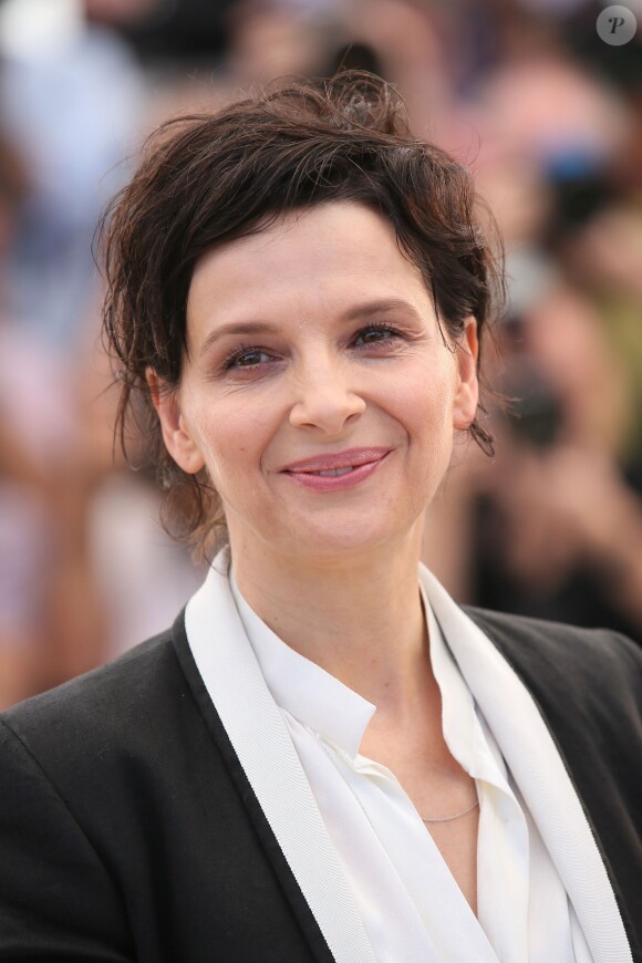 Juliette Binoche - Photocall du film "Sils Maria" lors du 67e Festival International du Film de Cannes, le 23 mai 2014.