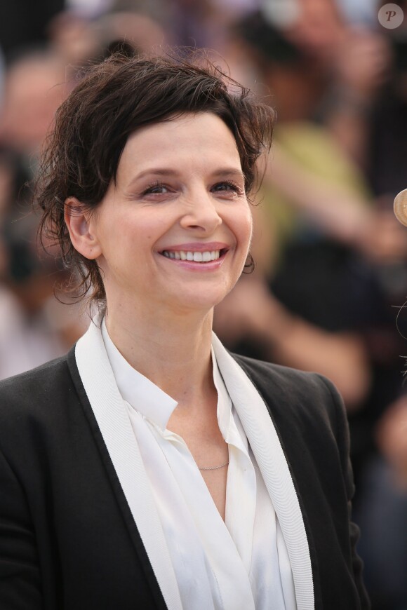 Juliette Binoche - Photocall du film "Sils Maria" lors du 67e Festival International du Film de Cannes, le 23 mai 2014.