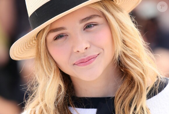 Chloë Grace Moretz - Photocall du film "Sils Maria" lors du 67e Festival International du Film de Cannes, le 23 mai 2014.
