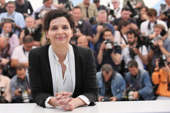 Juliette Binoche - Photocall du film "Sils Maria" lors du 67e Festival International du Film de Cannes, le 23 mai 2014.