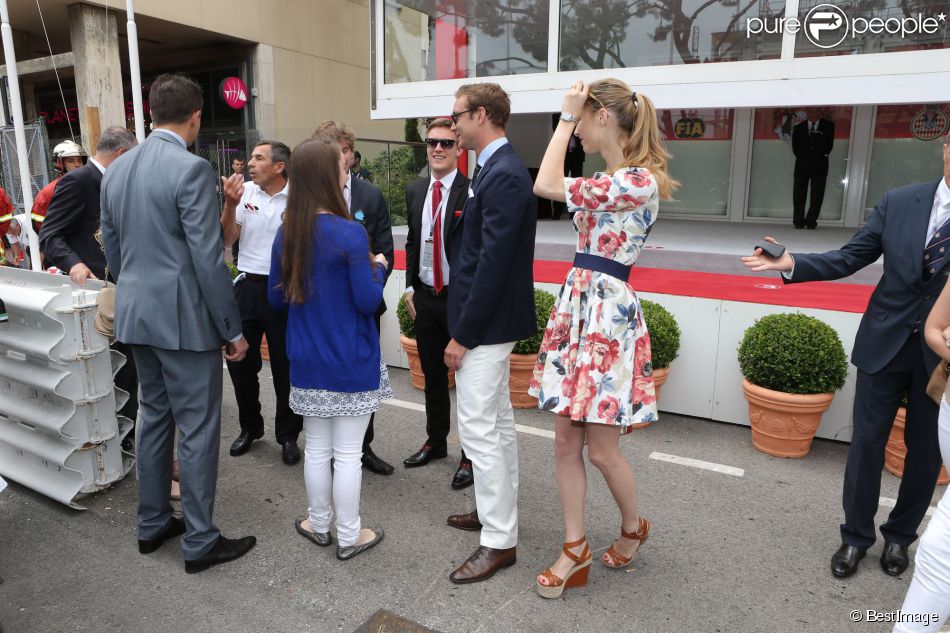 La princesse Alexandra de Hanovre avec son demi-frère Pierre Casiraghi et sa compagne Beatrice Borromeo au Grand Prix de Monaco de Formule 1 le 25 mai 2014