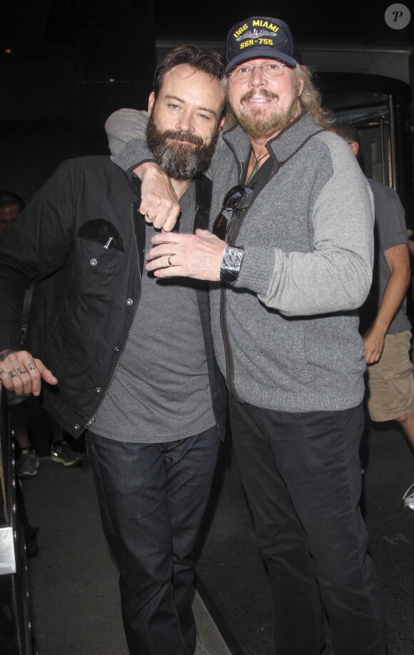 Barry Gibb et son fils Steve à New York le 25 mai 2014. 