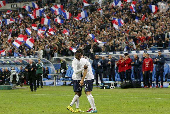 Blaise Matuidi, Olivier Giroud - Match amical France/Norvège au stade de France à Saint-Denis le 27 mai 2014.