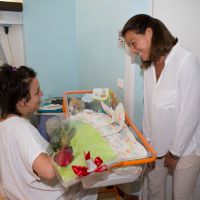 Stéphanie de Monaco : Maman comblée, elle fait la fête des Mères à la maternité