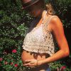 Stacy Keibler a partagé des photos sur Instagram de son baby bump en mai 2014.