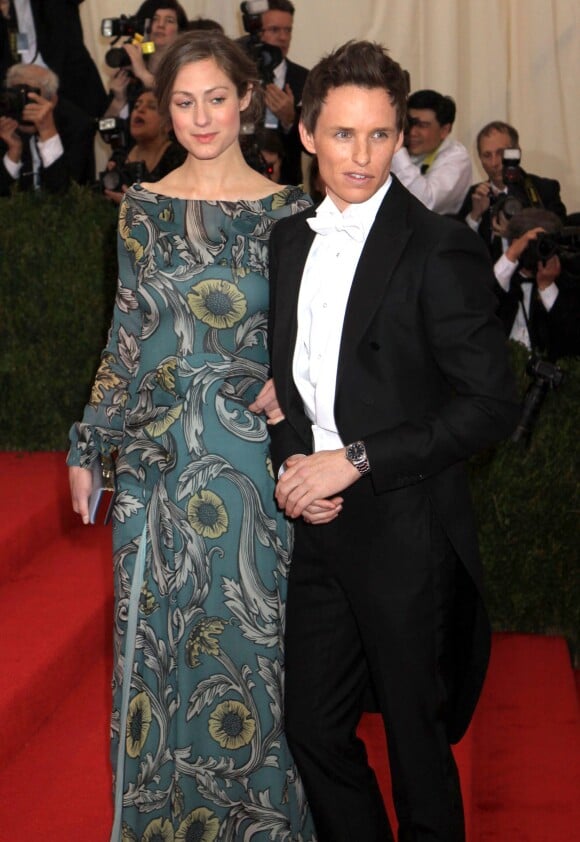 Eddie Redmayne et sa petite-amie Hannah Bagshawe à la soirée du Met Ball / Costume Institute Gala 2014" à New York, le 5 mai 2014.