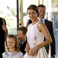 La princesse Mary de Danemark, en compagnie de ses enfants Christian et Isabella le 1er juin 2014 au siège de Radio Danemark à Copenhague pour le gala en l'honneur des 80 ans du prince consort Henrik.